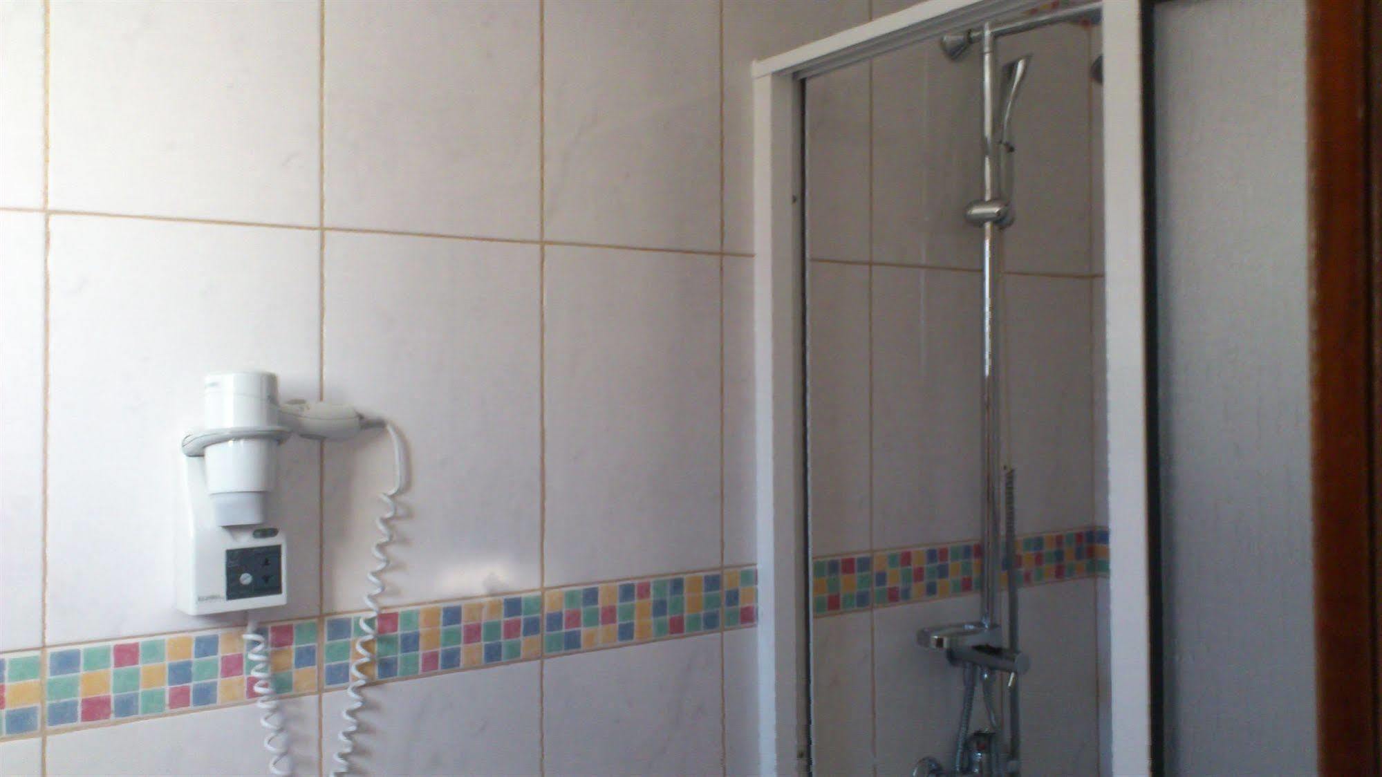 Residencial Melba Hotel Funchal  Buitenkant foto